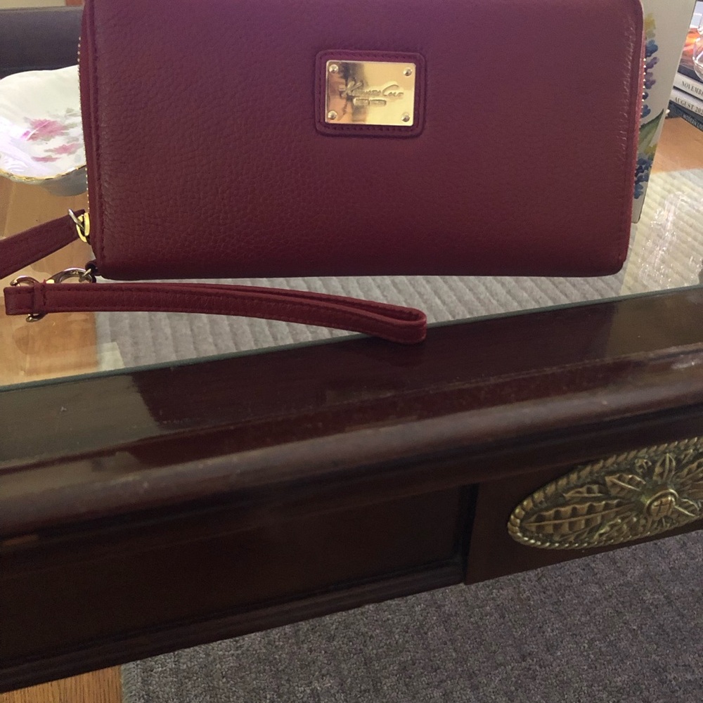 Kenneth Cole deep red wristlet measures 4x8 - Picture 4 of 9